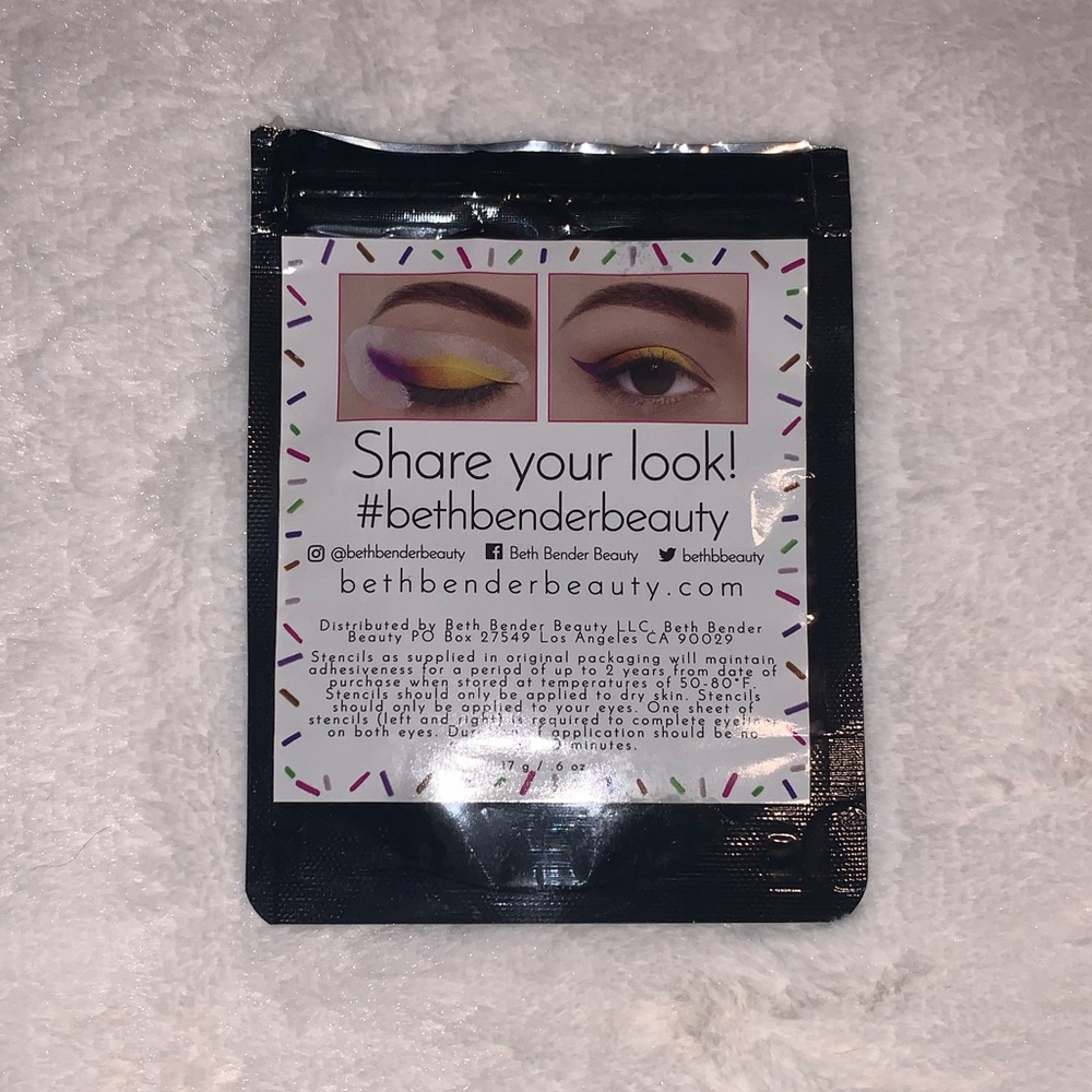 Eyeliner Stencils Beth Bender Beauty - Picture 1 of 5